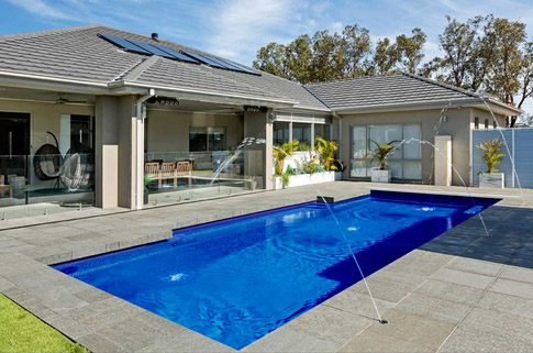 Composite Pool Solutions - Compass Pools Vivid Colours - Royal Blue