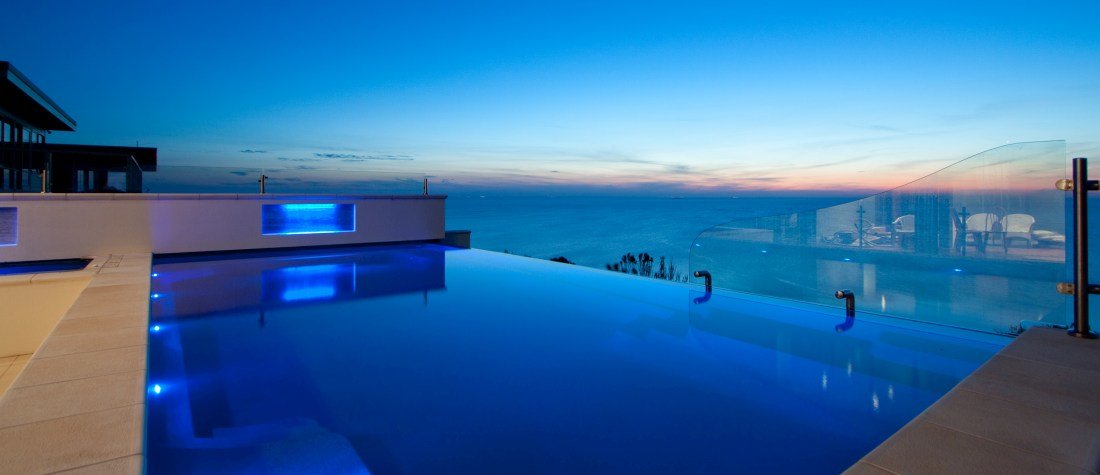 Composite Pool Solutions Infinity Fibreglass Pools are Possible